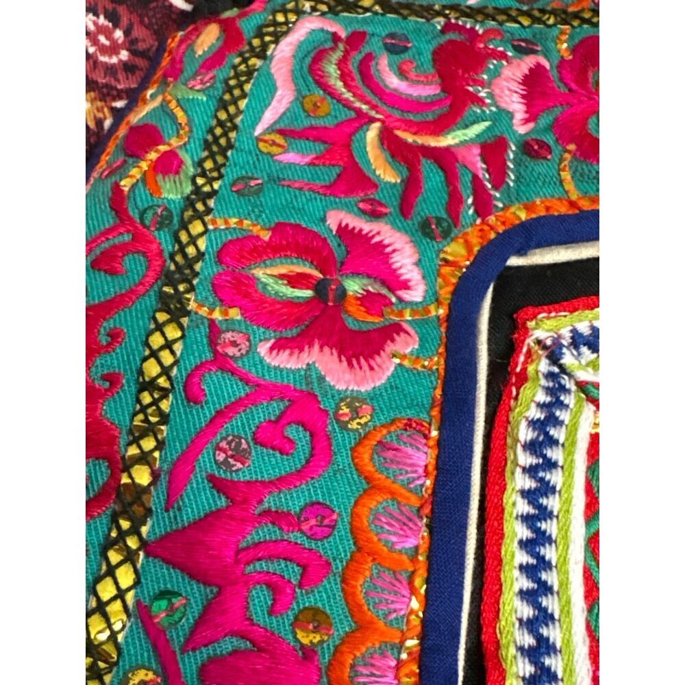 Vtg  Handcrafted Embroidered Art to Wear Boho Vest - Picture 14 of 15